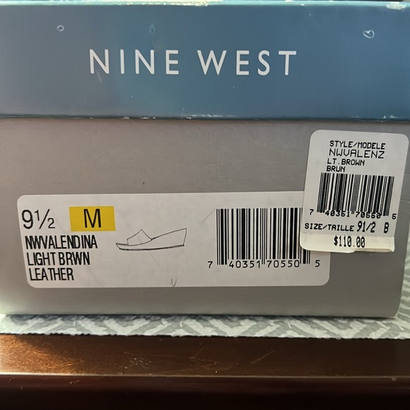 9.5M Nine West Light brown leather wedge sandals. - Picture 5 of 5